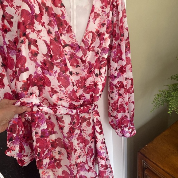 EXPRESS Romper Pink Red Long Sleeve - Picture 8 of 9